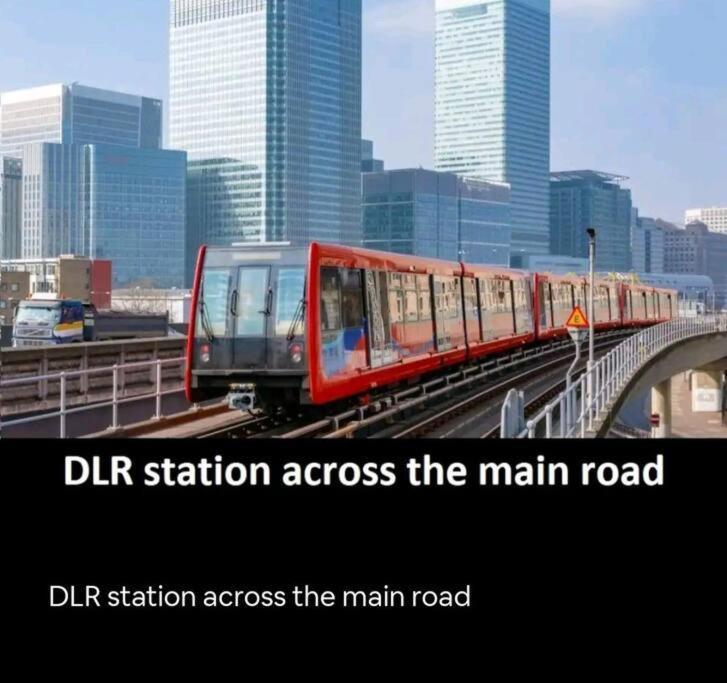 Snuggle Inn - Riverside Apartments - Views Over Looking London River Thames, Close To O2 Arena, London Excel, London City Airport, Thames Clipper- River Boat Service, Woolwich Ferry, Onsite Parking, Twin Room Option Available Екстериор снимка