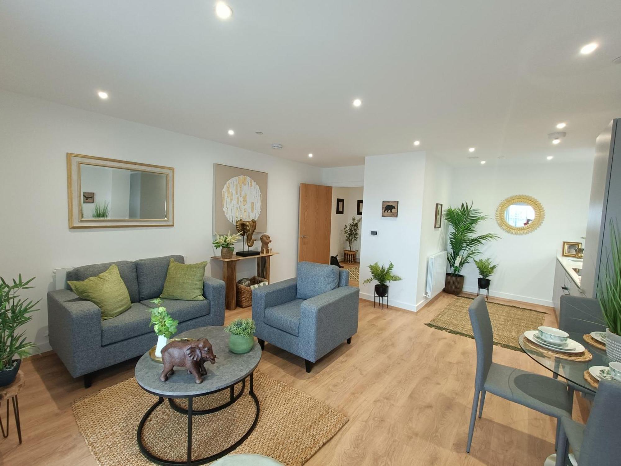 Snuggle Inn - Riverside Apartments - Views Over Looking London River Thames, Close To O2 Arena, London Excel, London City Airport, Thames Clipper- River Boat Service, Woolwich Ferry, Onsite Parking, Twin Room Option Available Екстериор снимка
